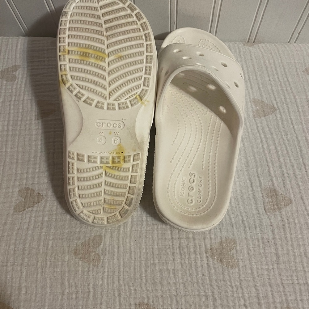 Croc Slides - Picture 3 of 3